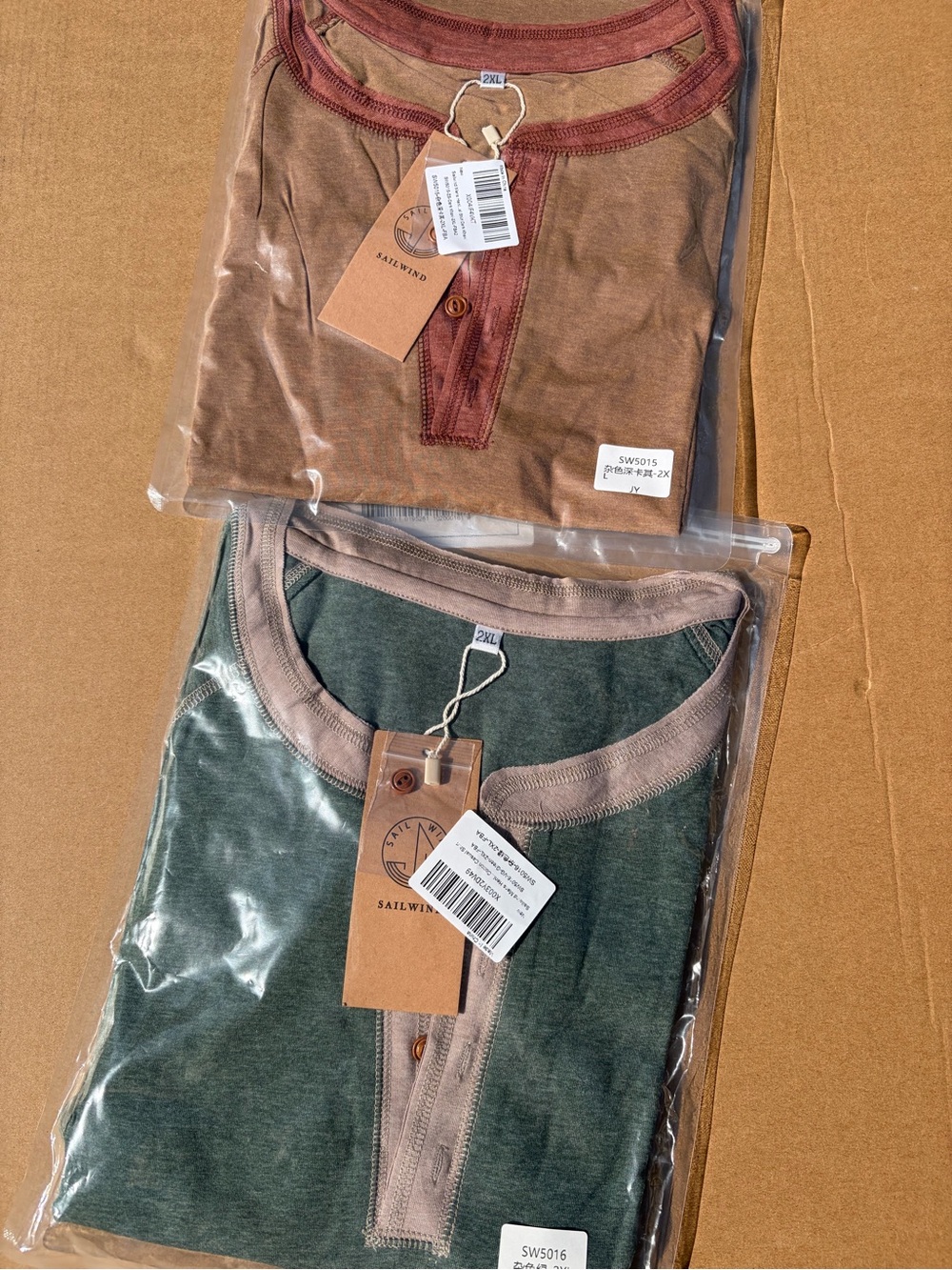 Sailwind Short-Sleeve Green Henley with Contrast Stiching/Placket - Picture 2 of 3